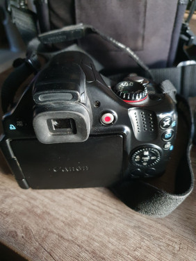 Werkende vintage Canon PowerShot SX40HS incl veel accessoires....