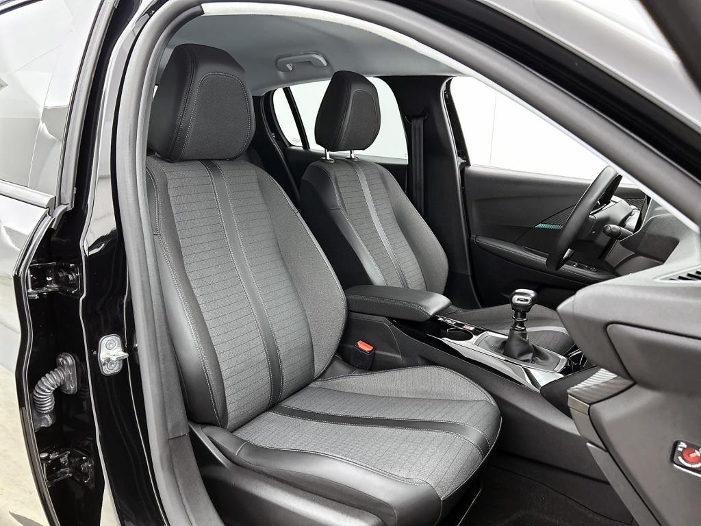 Peugeot 208 100pk allure pack | rijklaar | keyless | camera | stoelverwarmi
