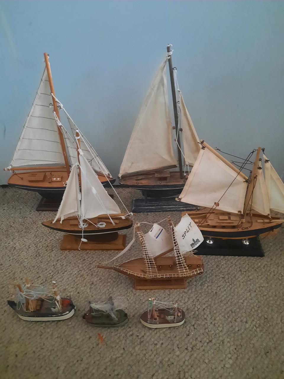 Model zeilboten en bootjes