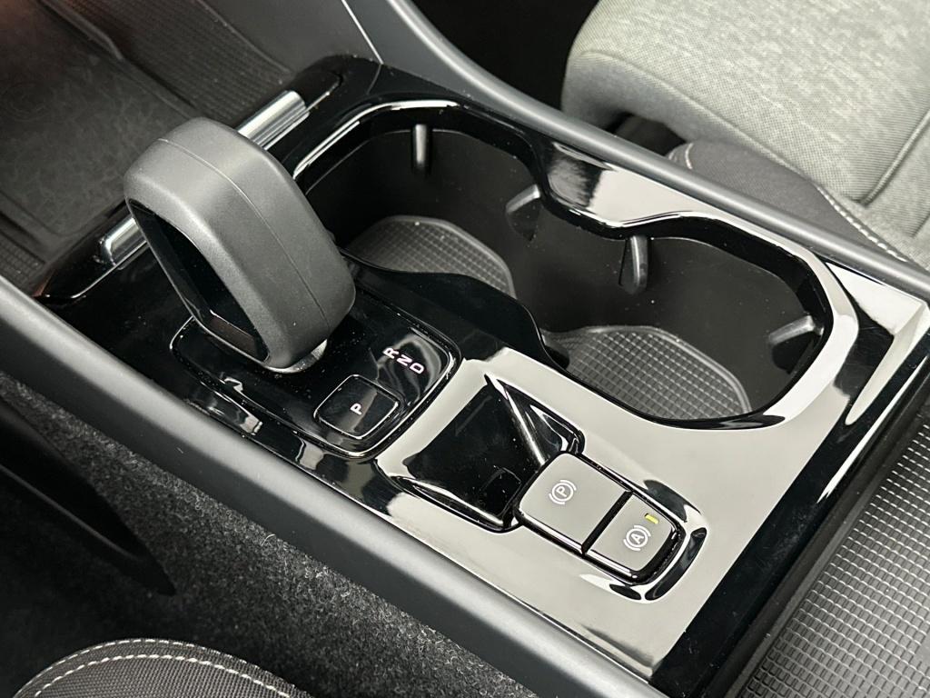 Volvo XC40 t4 211pk recharge plus dark| 360camera| adap.cruise| h&k audio| 
