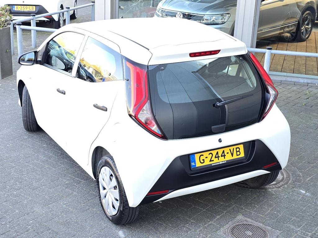 Toyota Aygo 1.0 vvt-i x-fun