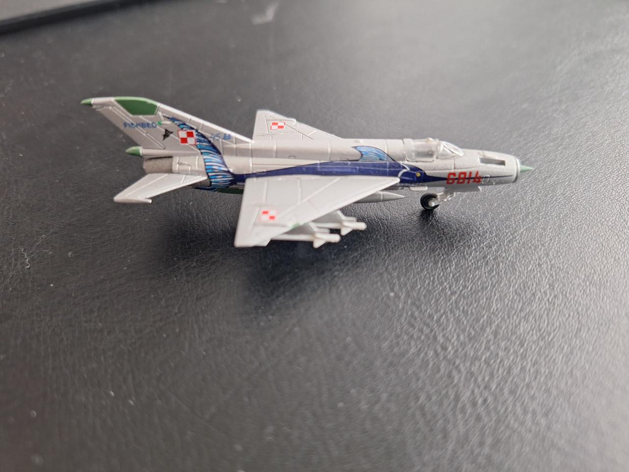 Diecast model MiG-21, 1:200