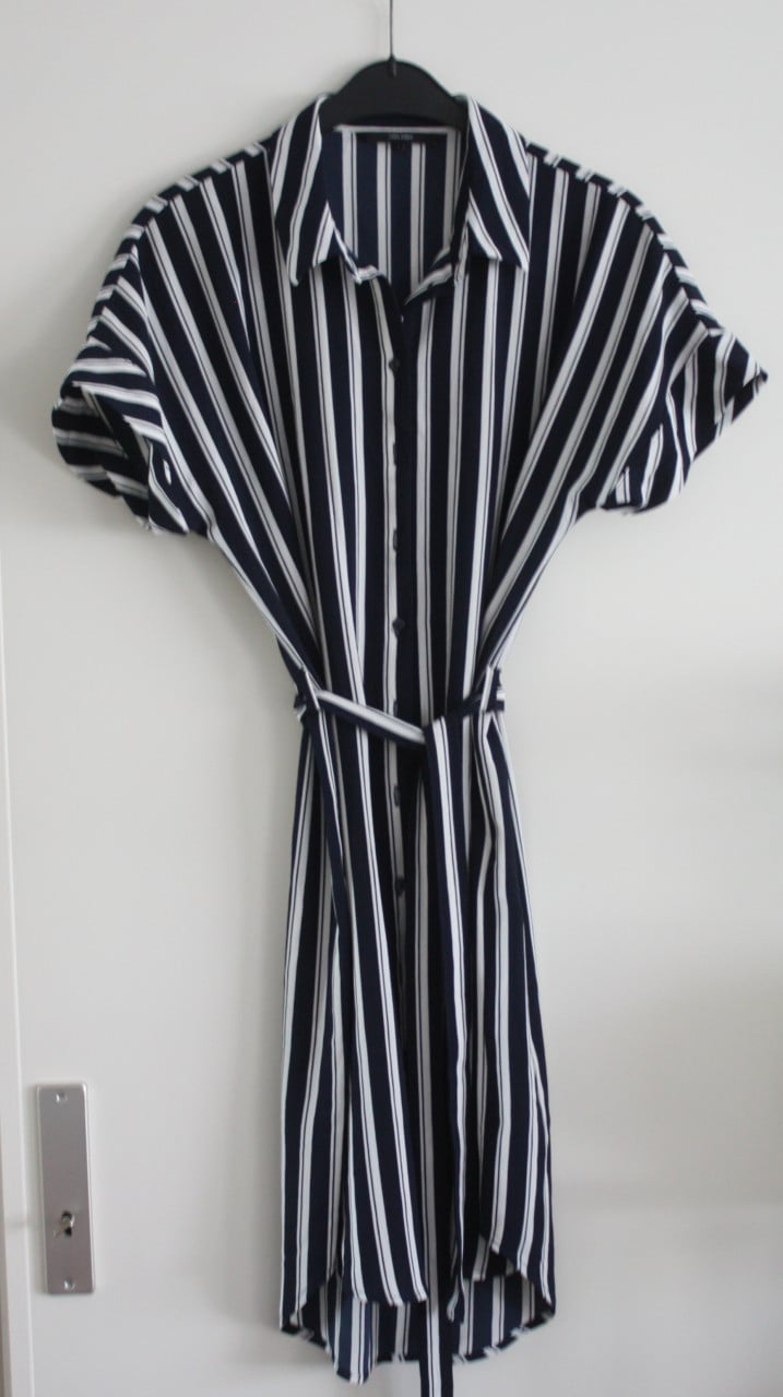 Donkerblauw wit gestreept vertikaal jurk  maat s