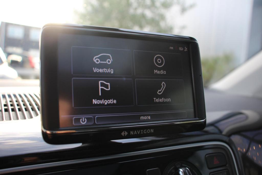 Volkswagen UP! 1.0 black-edition - panoramadak - leer - leder - cruise cont