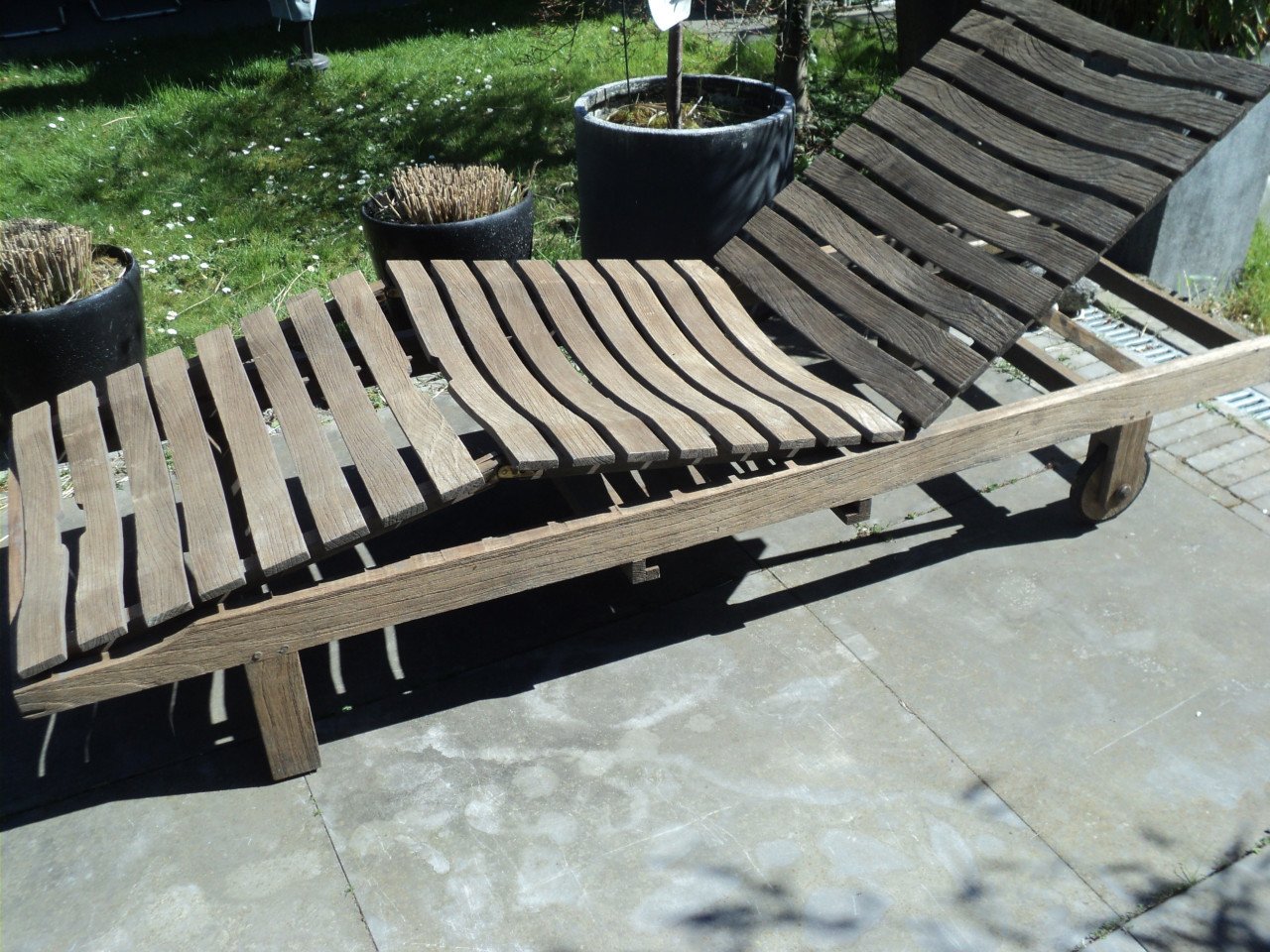 Heerlijk TEAK HOUTEN ligbed ROYAL ARROUW verstelbaar