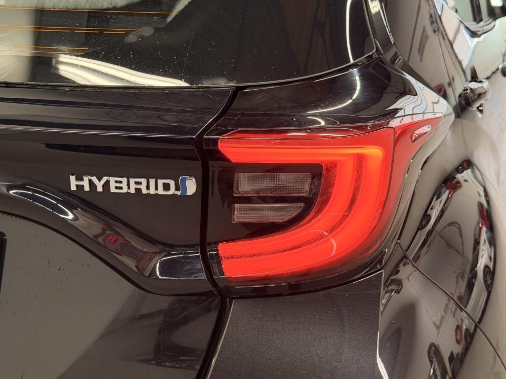 Toyota Yaris 1.5 hybrid dynamic| camera| adap.cruise| keyless| carplay