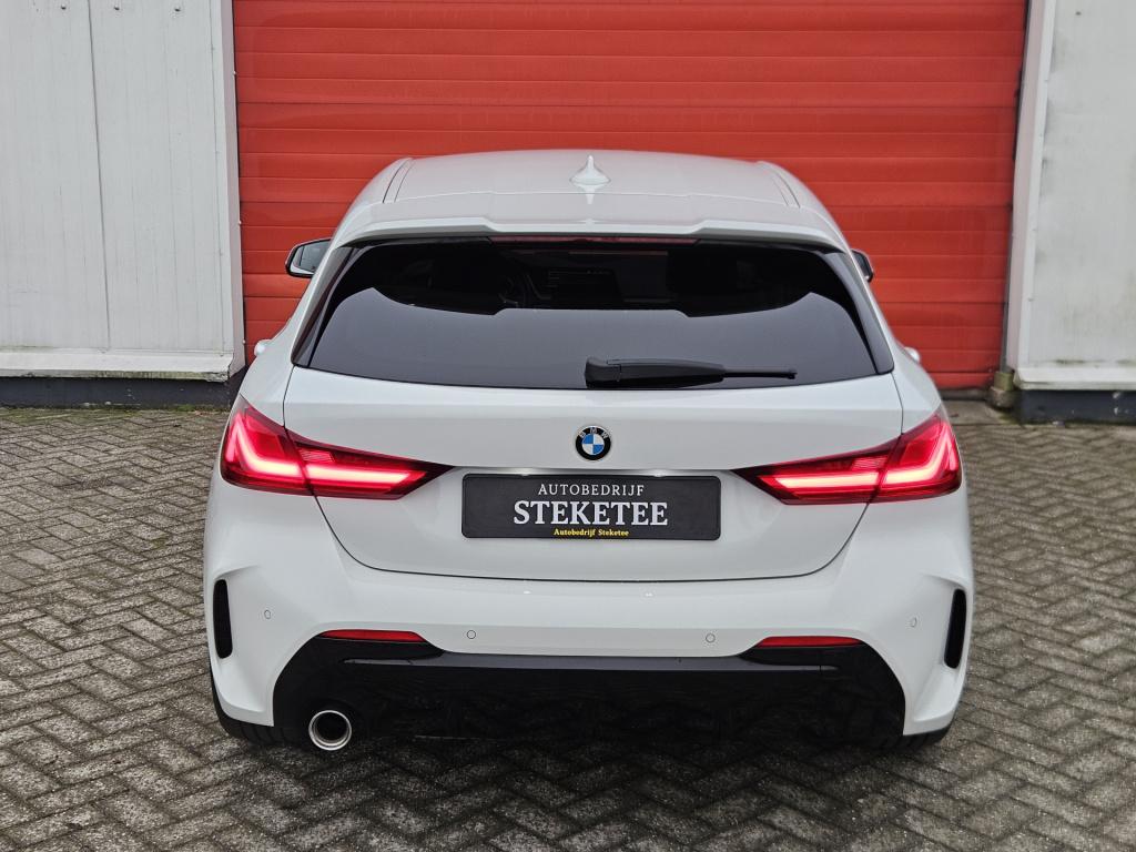 BMW 1 Serie 118i high executive m-sport | head-up | leder