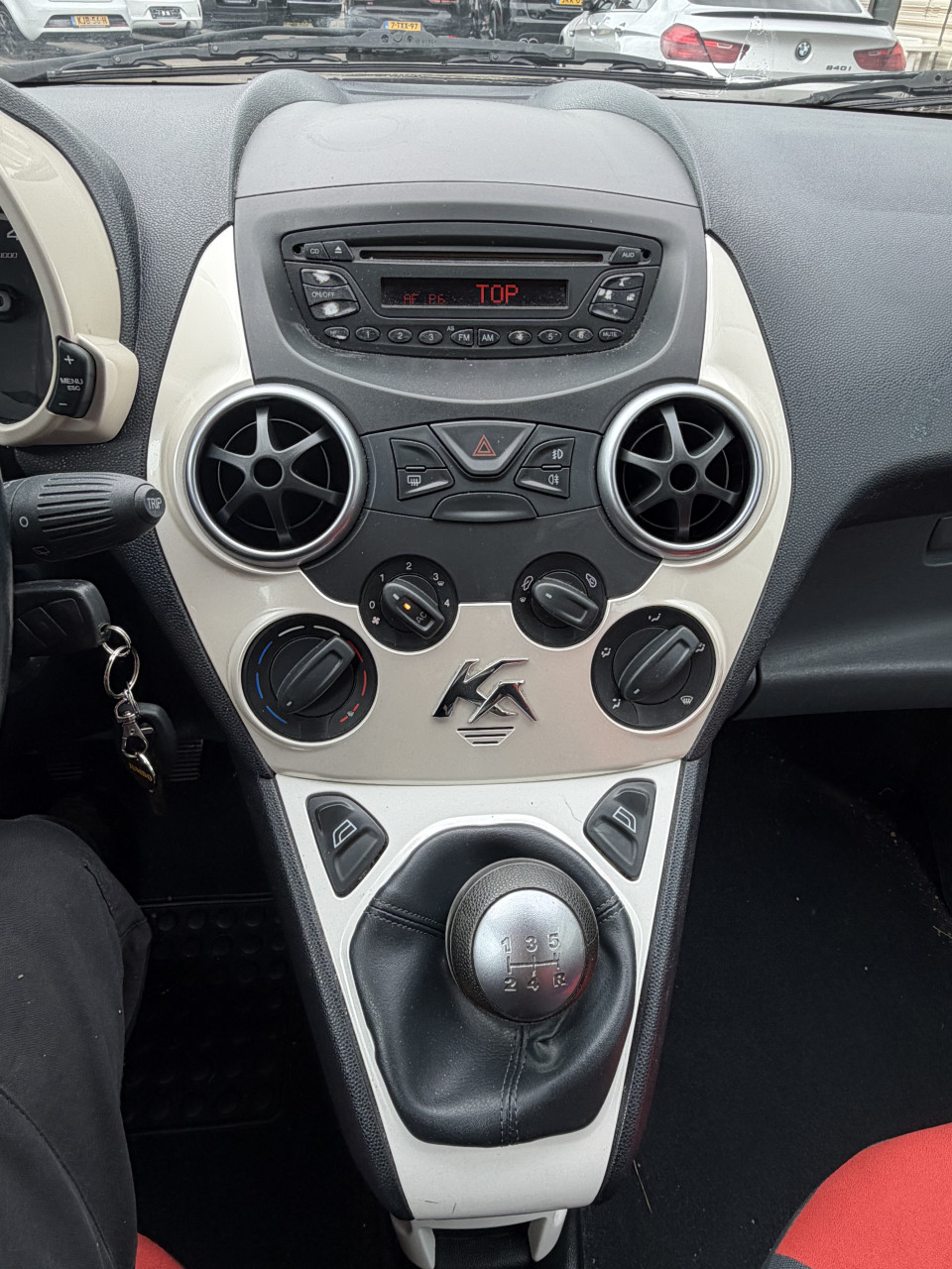 Ford Ka 1.2i Titanium X Bouwjaar 2010 AIRCO NAP ! ! !