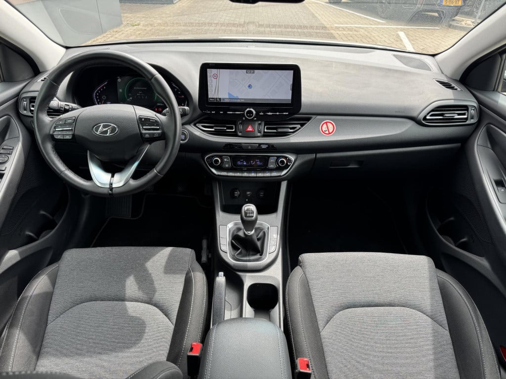 Hyundai I 30 1.0 t-gdi mhev comfort smart | navigatie full-map | camera | a