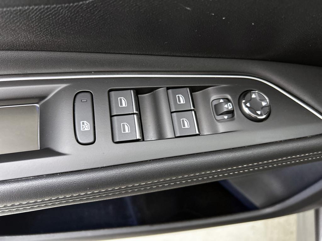 Peugeot 3008 hybrid 145pk automaat gt | rijklaar | elektrische achterklep |