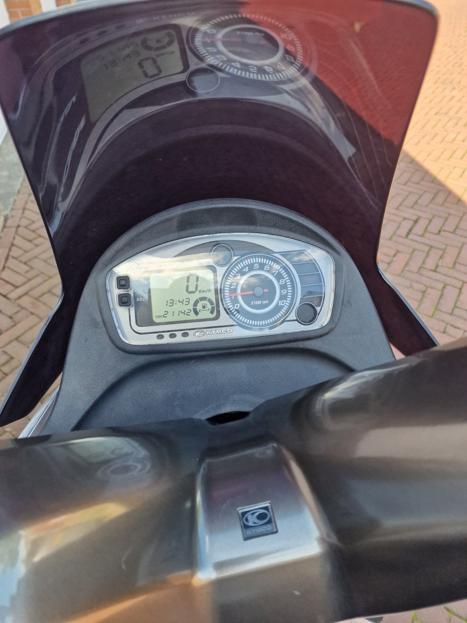 Kymco grand dink scooter