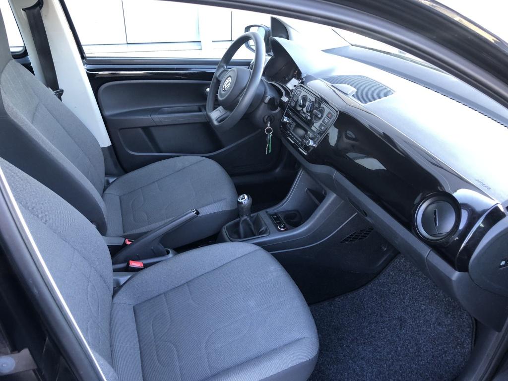 Volkswagen UP! 1.0 move up! bluem.