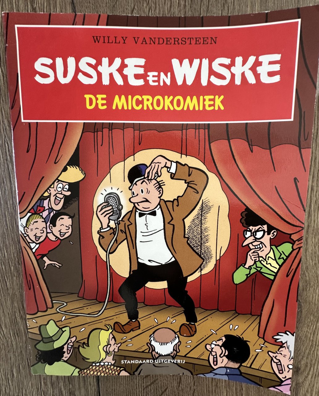 3x Donald Duck special  / 1x Suske & Wiske