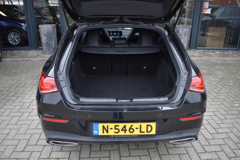 Mercedes-Benz Cla shooting brake 180 amg night | sfeerverlichting | apple c