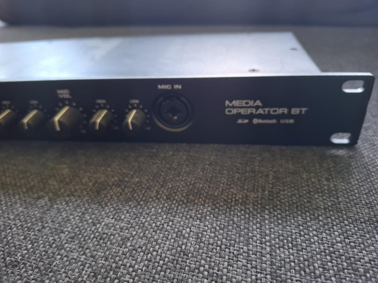 American Audio Versterker