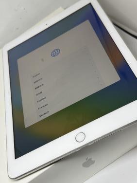 Apple iPad  6e generatie  zilver