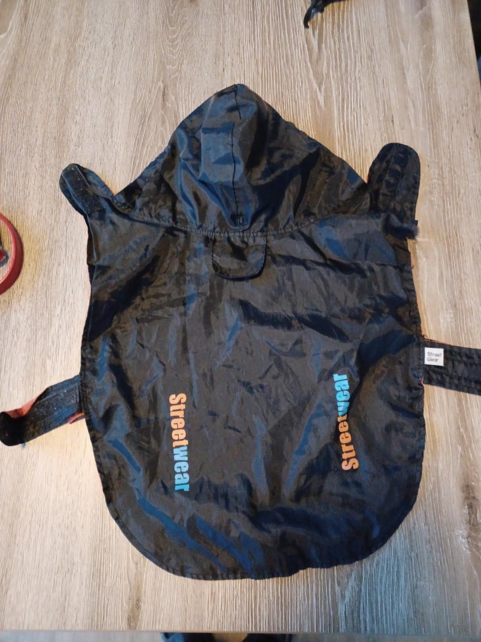 Hondenjasjes en riemen