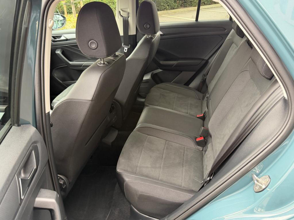 Volkswagen T-roc 1.5 tsi 150pk dsg style | navi | camera | ergo stoel | rij