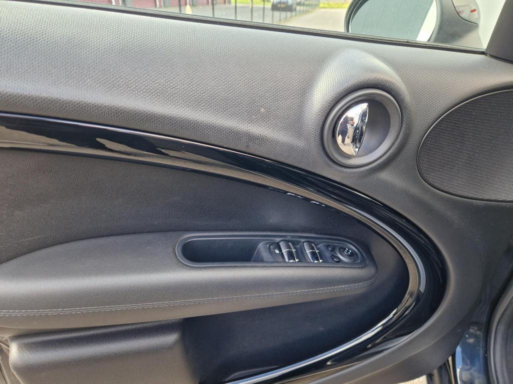 Mini Countryman mini 1.6 cooper knockout edition