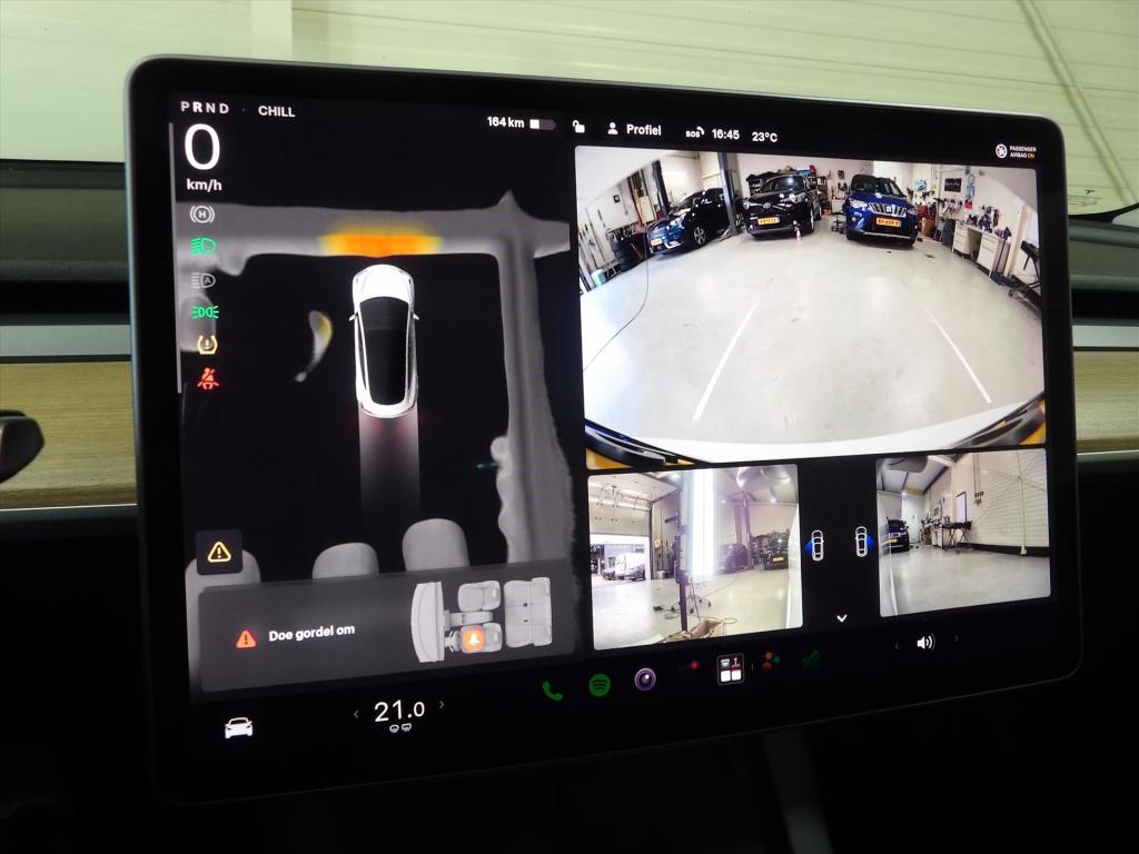 Tesla Model 3 standard 60 kwh plus rwd