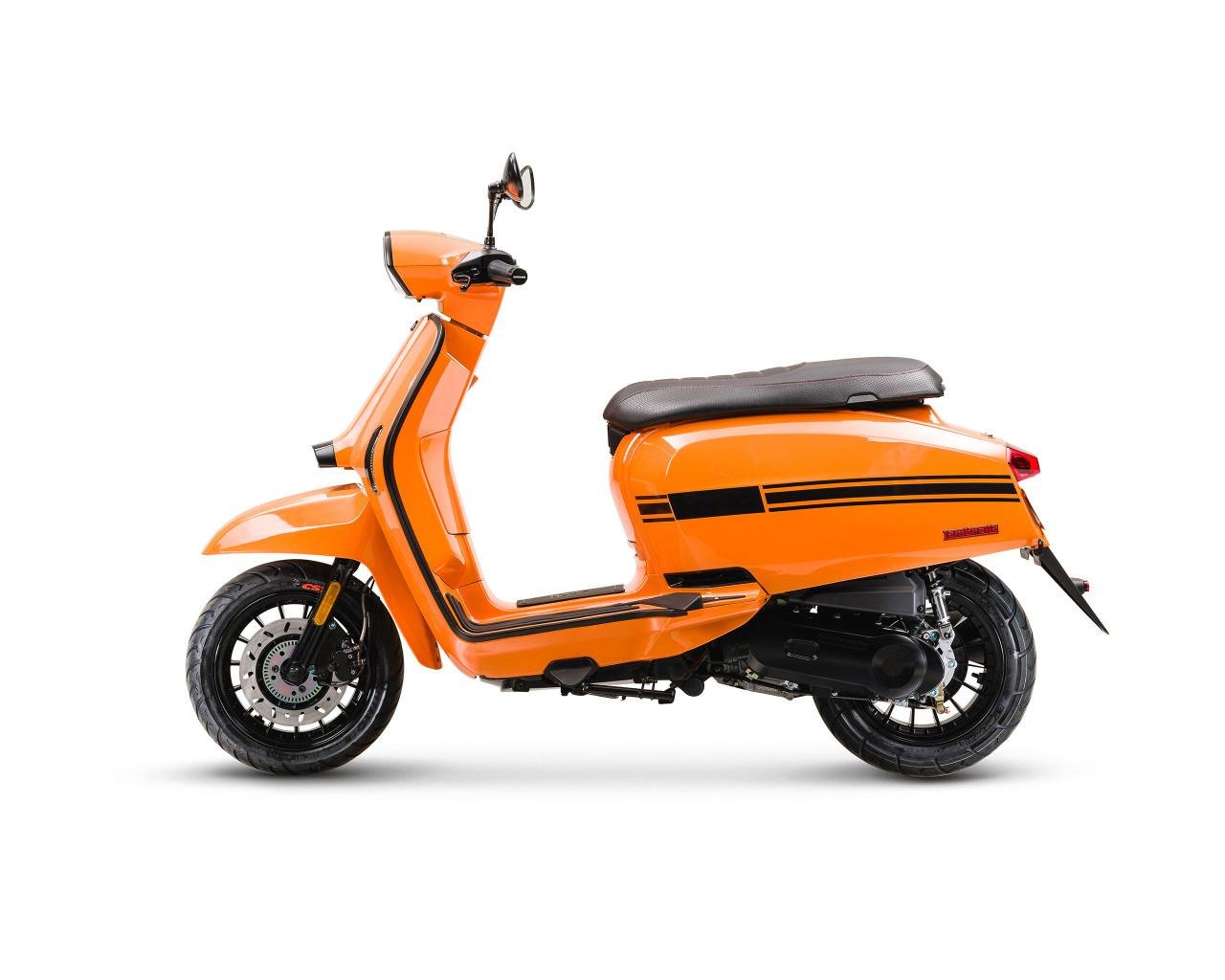 Nieuw de Lambretta V50 Special, nu uit voorraad leverbaar!