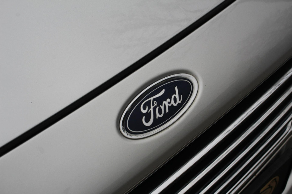 Ford Fiesta 1.0 trend - airco - stoelverwarming - alle doc - 1e eigenaar - 