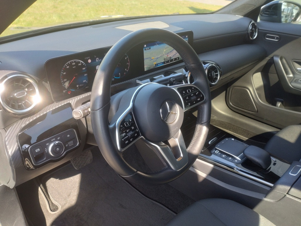 Mercedes-Benz Cla shooting brake 180 business sol. | automaat