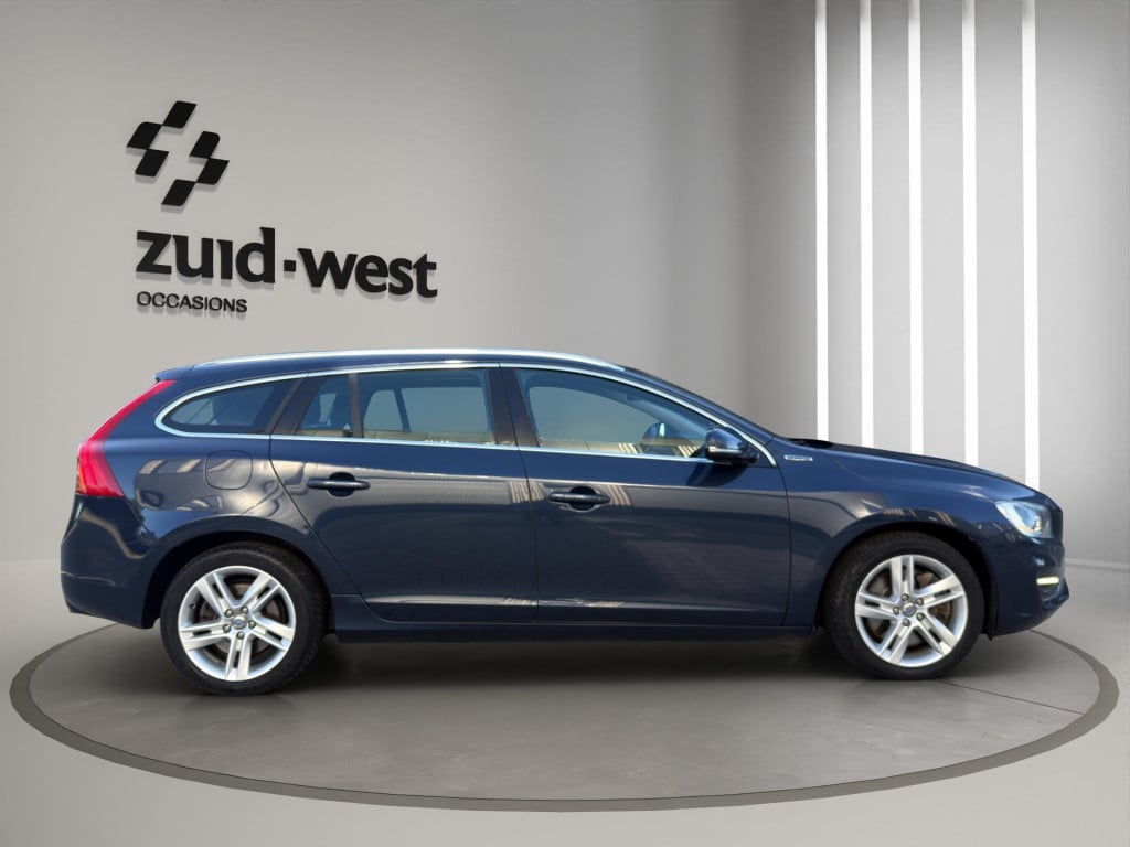 Volvo V60 2.4 d6 awd plug-in hybrid summum stoelverwarming