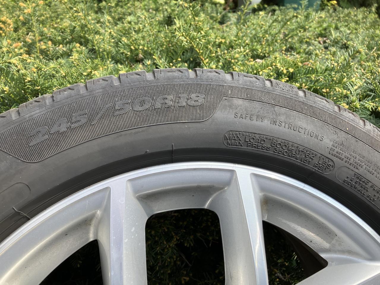 Orginele BMW velgen met winterbanden