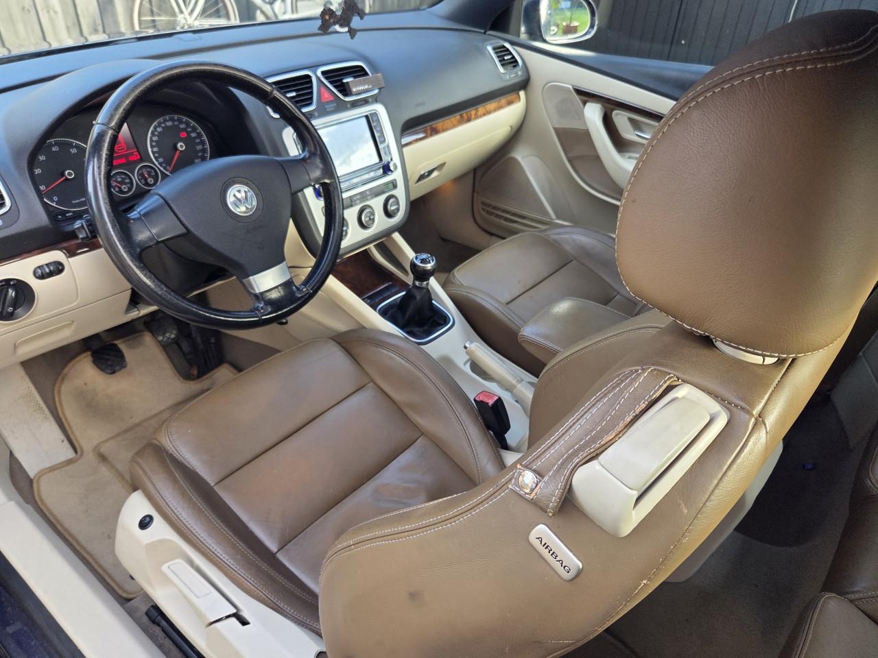 Volkswagen Eos 2.0  150pk  cabrio