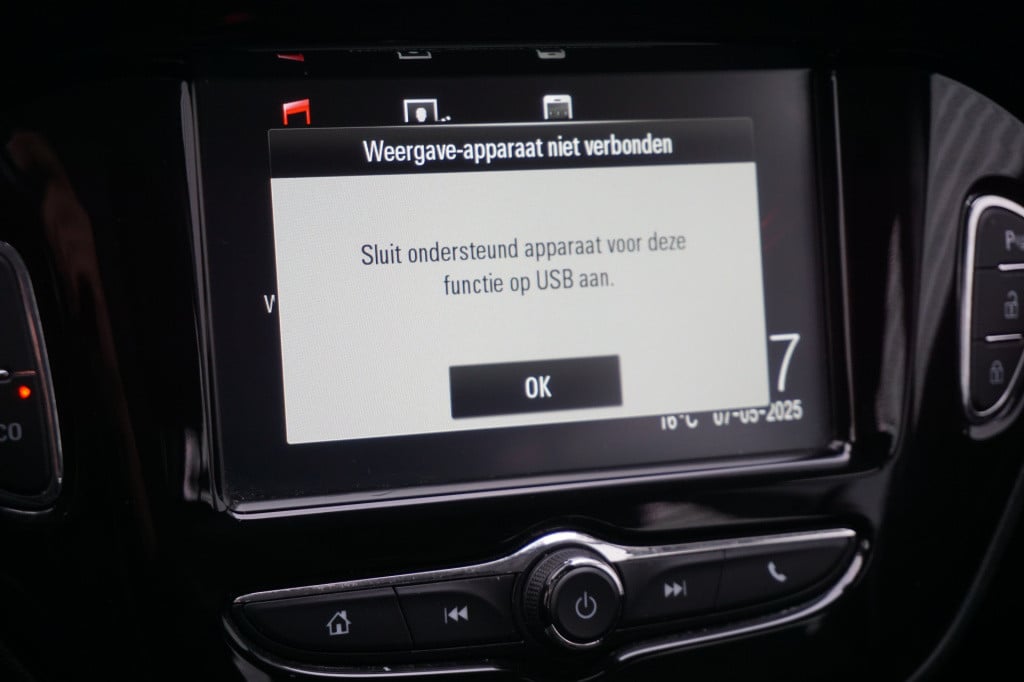 Opel Corsa 1.4 online edition airco / cruise / carplay / elektr. ramen / na