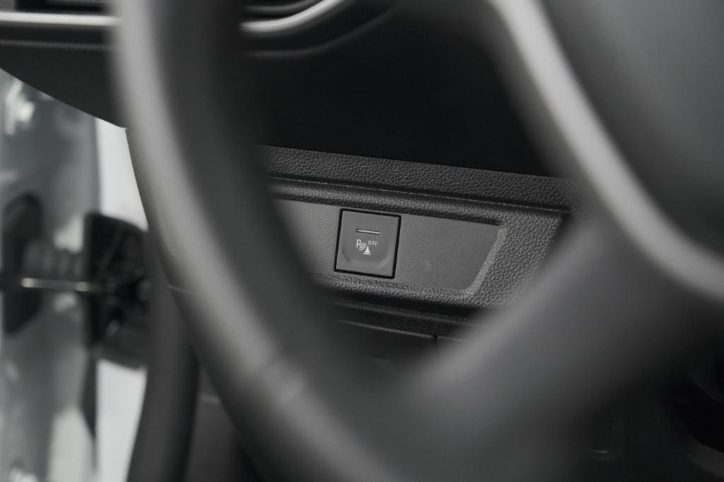 Dacia Sandero tce 90 cvt expression | parkeersensoren | apple carplay | cru