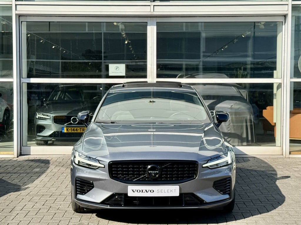 Volvo S60 t8 390pk recharge r-design| panodak| b&w sound| adap.cruise| 360