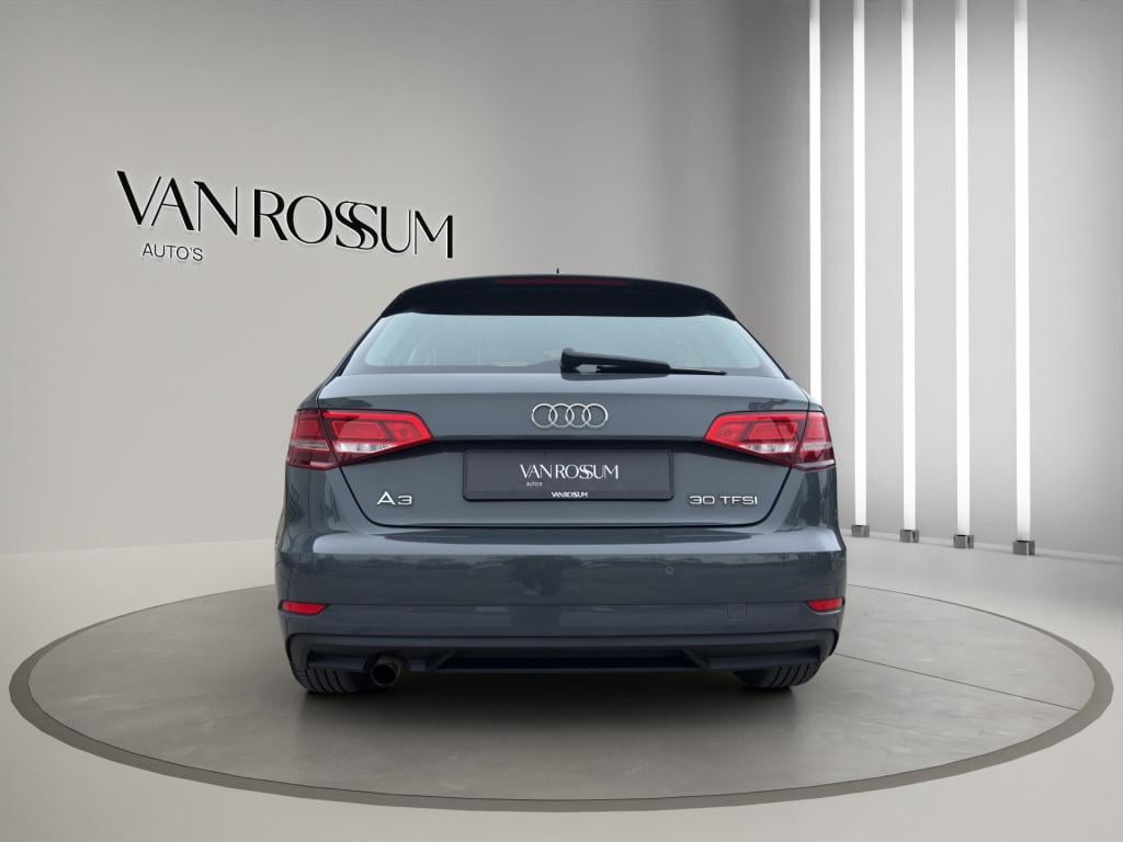 Audi A3 sportback 30 tfsi | navi | parkeersensors v+a | airco (automatisch)