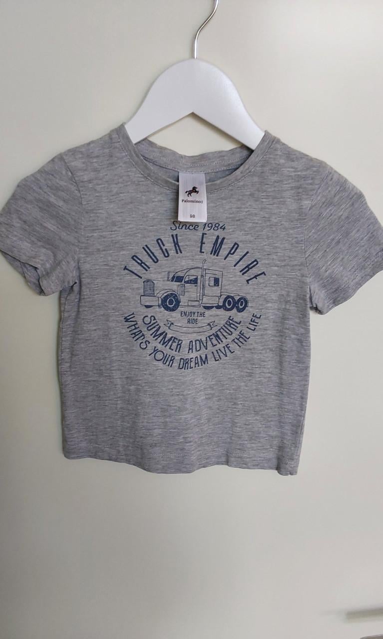 T-shirt van het merk C&A in maat 98