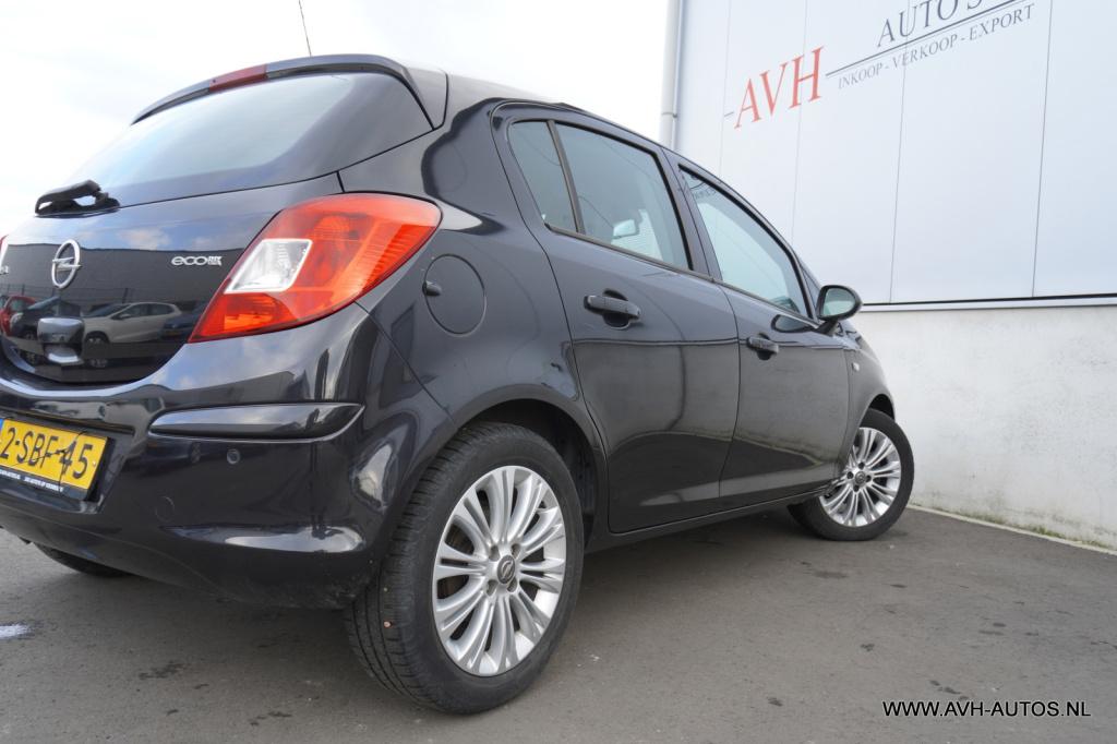 Opel Corsa 1.4-16v cosmo