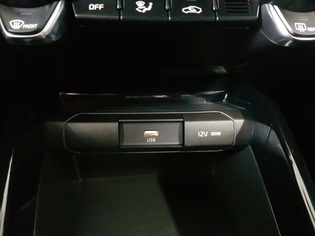 Kia Stonic mhev dynamicplusline 100 pk