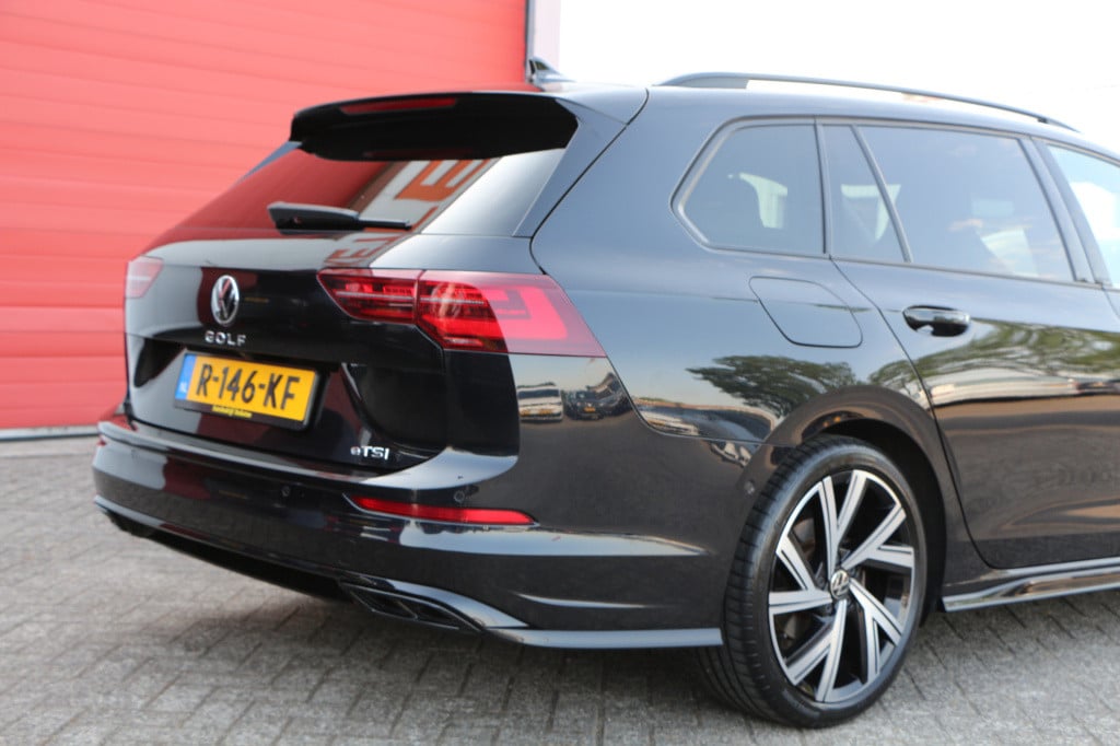Volkswagen Golf variant 1.5 etsi 150pk r-line black style | panodak | harma