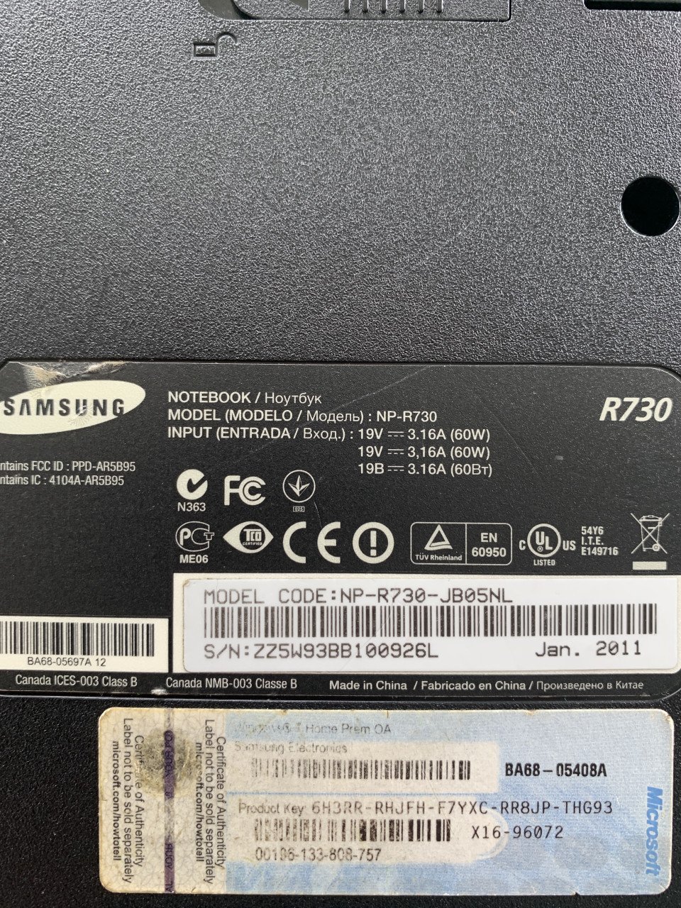 Samsung 17” laptop met 250 g SSD en intel i3 processor en Linux Mint