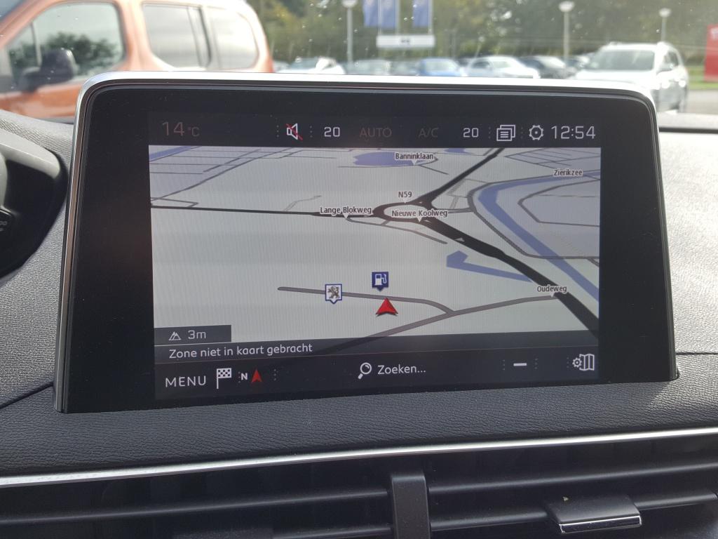 Peugeot 3008 1.2 puretech 130pk s&s gt-line trekhaak afneembaar | apple car