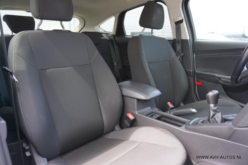 Ford Focus 1.0 titanium