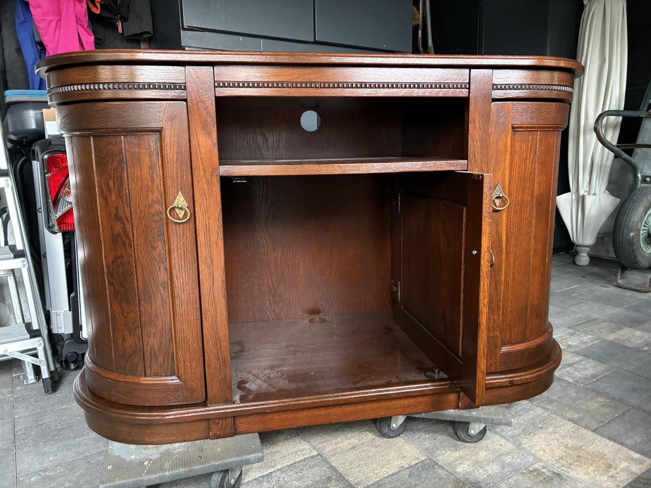 Te koop tvkast