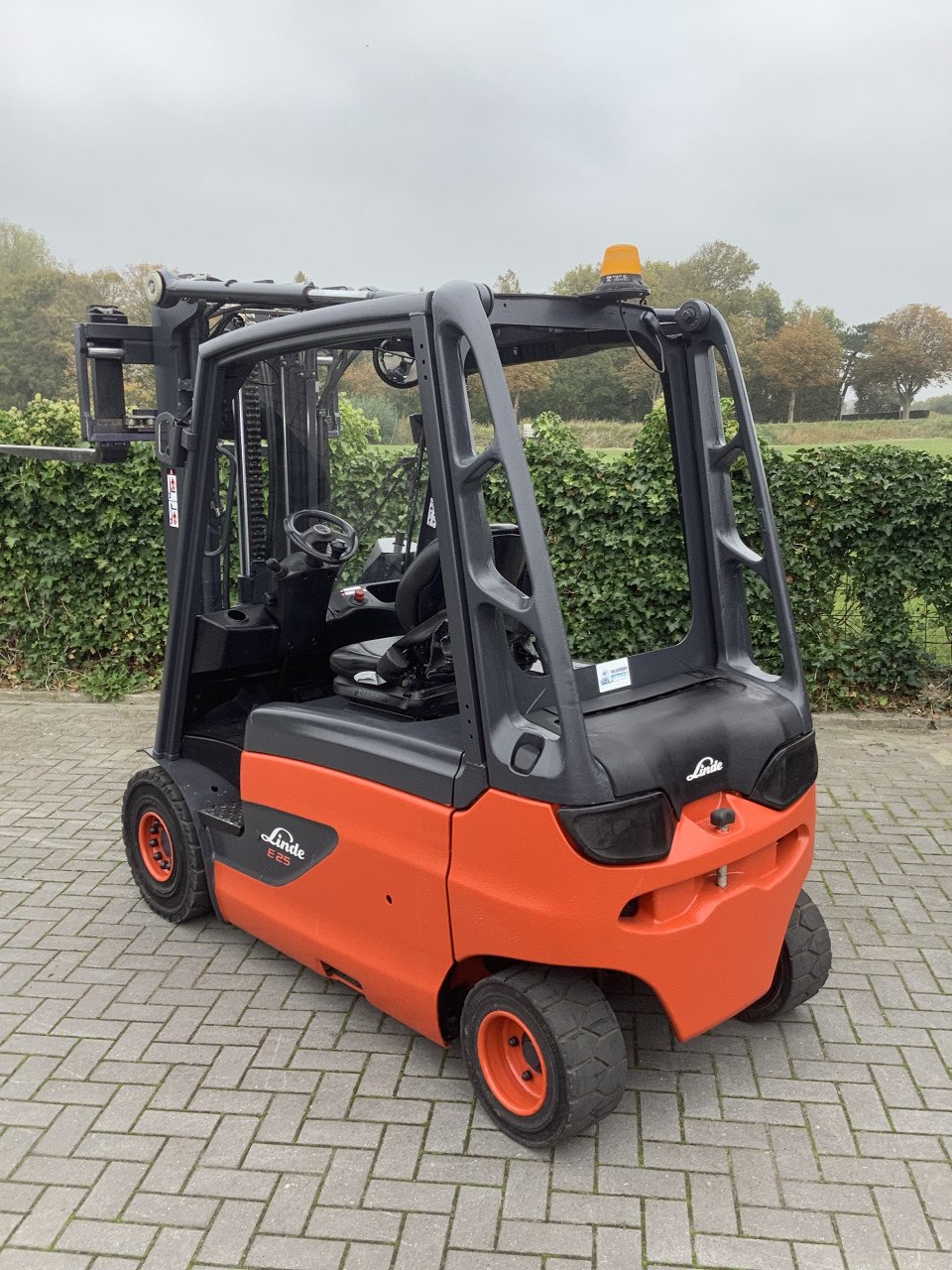 Linde E25L-01 elektrische heftruck 2500 kilo