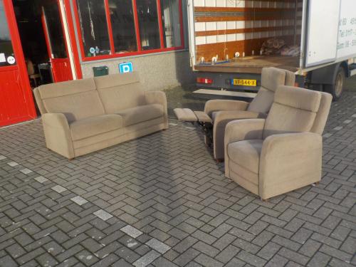 Mooie kwaliteit stoffen bank + fauteuil + elektrische relax fauteuil