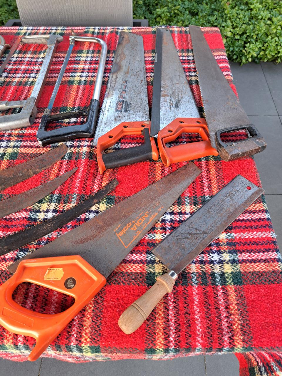 Tuingereedschap, klusjes dienst, diverse zagen etc.