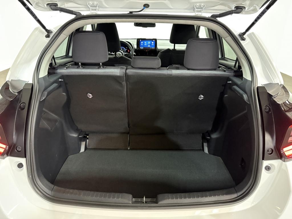 Toyota Yaris 1.5 hyb. 115 first edition | pdc |