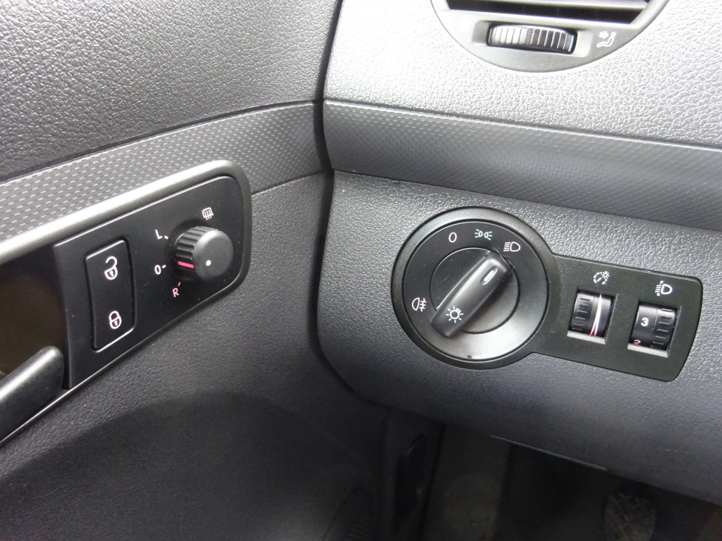 Volkswagen Caddy 1.6 tdi bmt airco / cruise control / trekhaak / nap