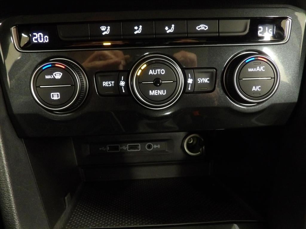 Volkswagen Tiguan 1.5 tsi act r-line