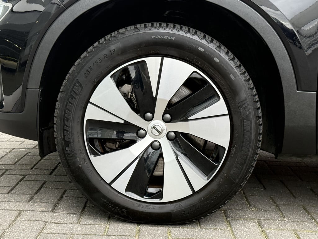 Volvo XC40 t4 211pk recharge inscription exp| navi| climate| camera| dab+|