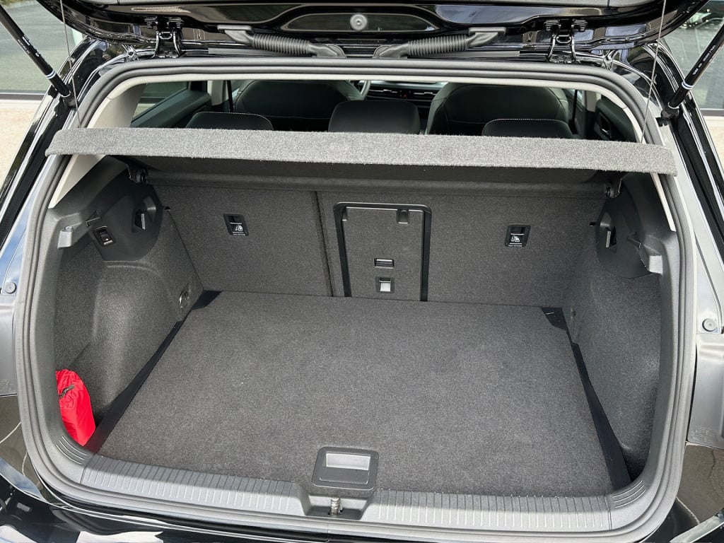 Volkswagen Golf 1.5 tsi 150pk goal | trekhaak | camera | adapt. cruise | iq